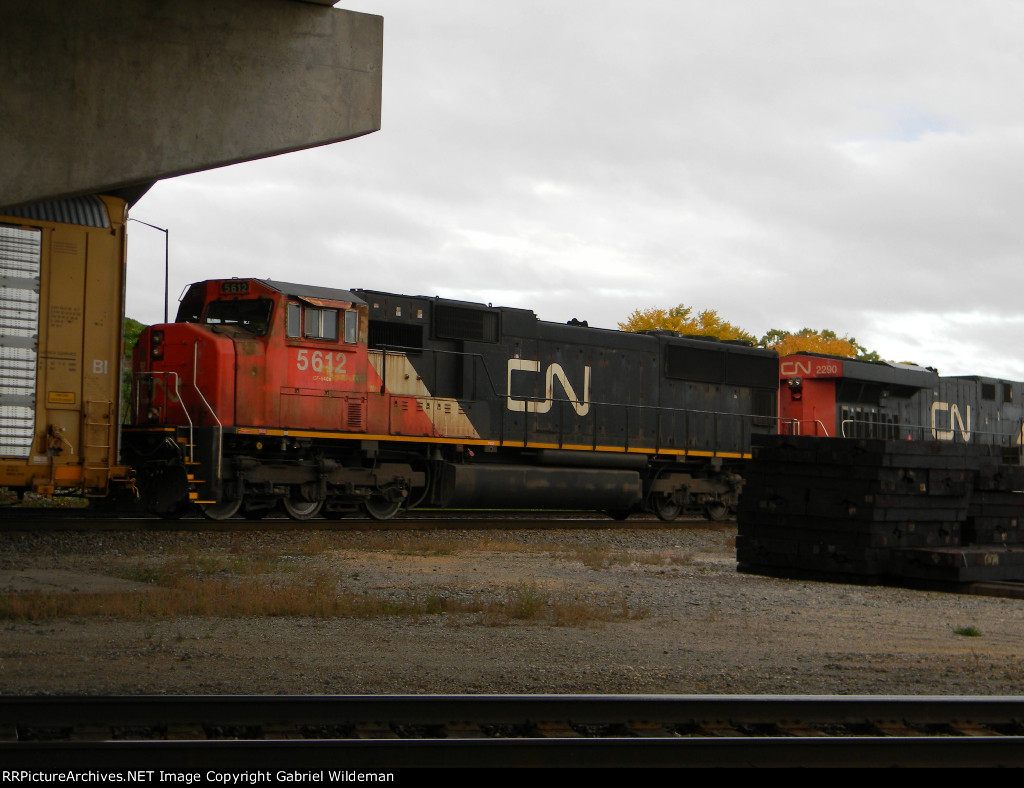 CN 5612 Front 